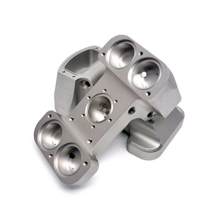CNC машини со не'рѓосувачки челик